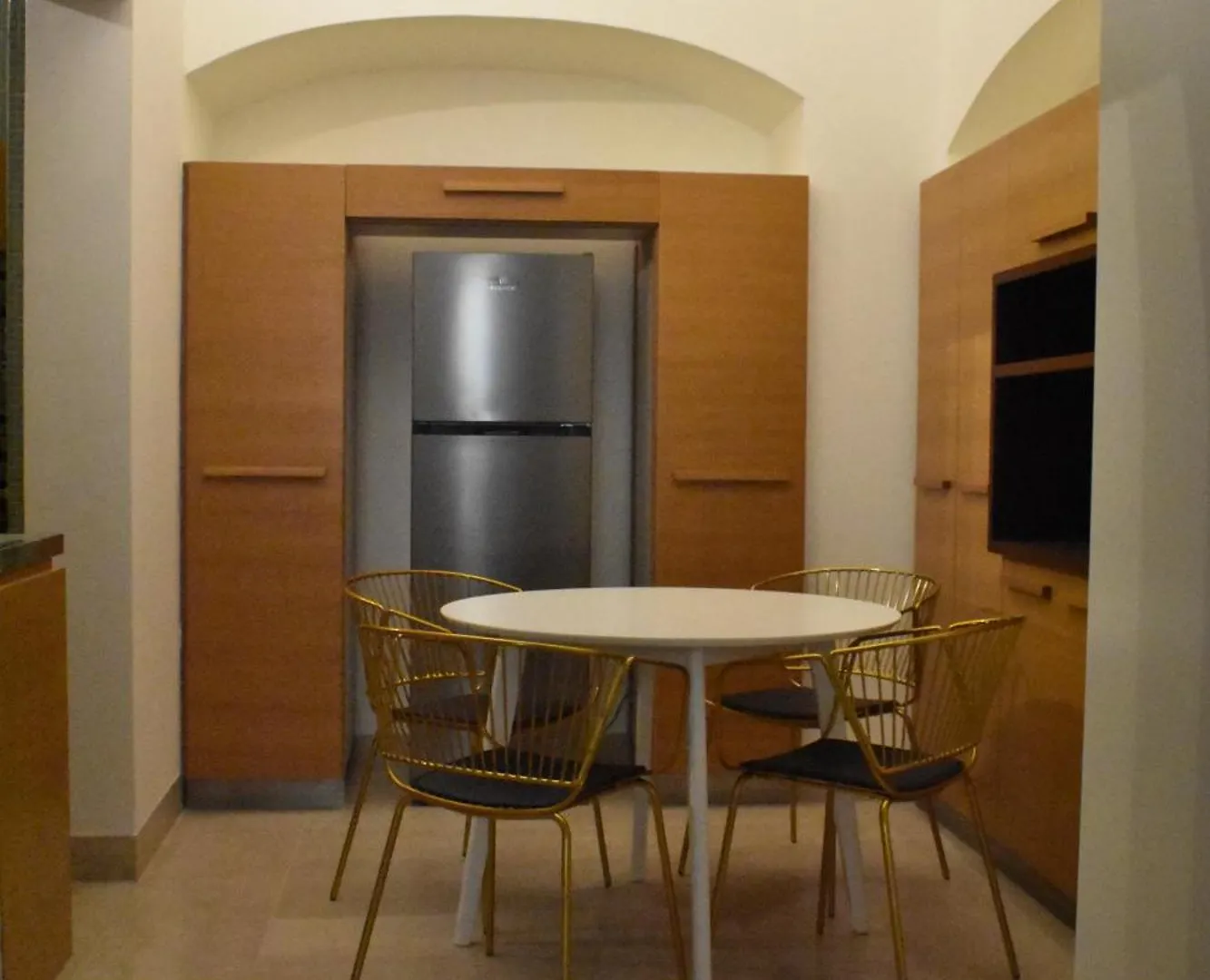 Saint Barth Guest House - Charming Rooms In Bari