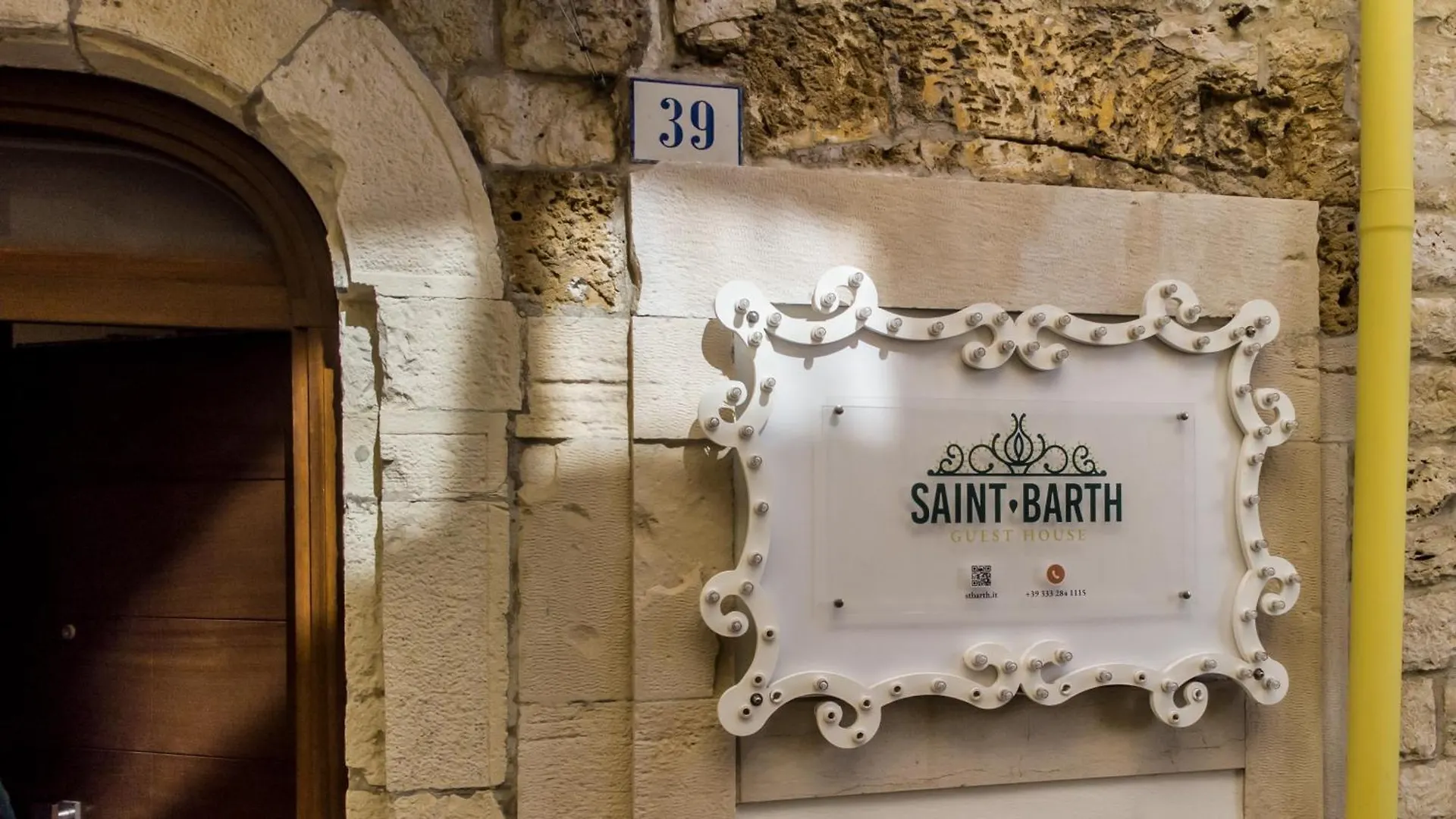 Saint Barth Guest House - Charming Rooms In Bari