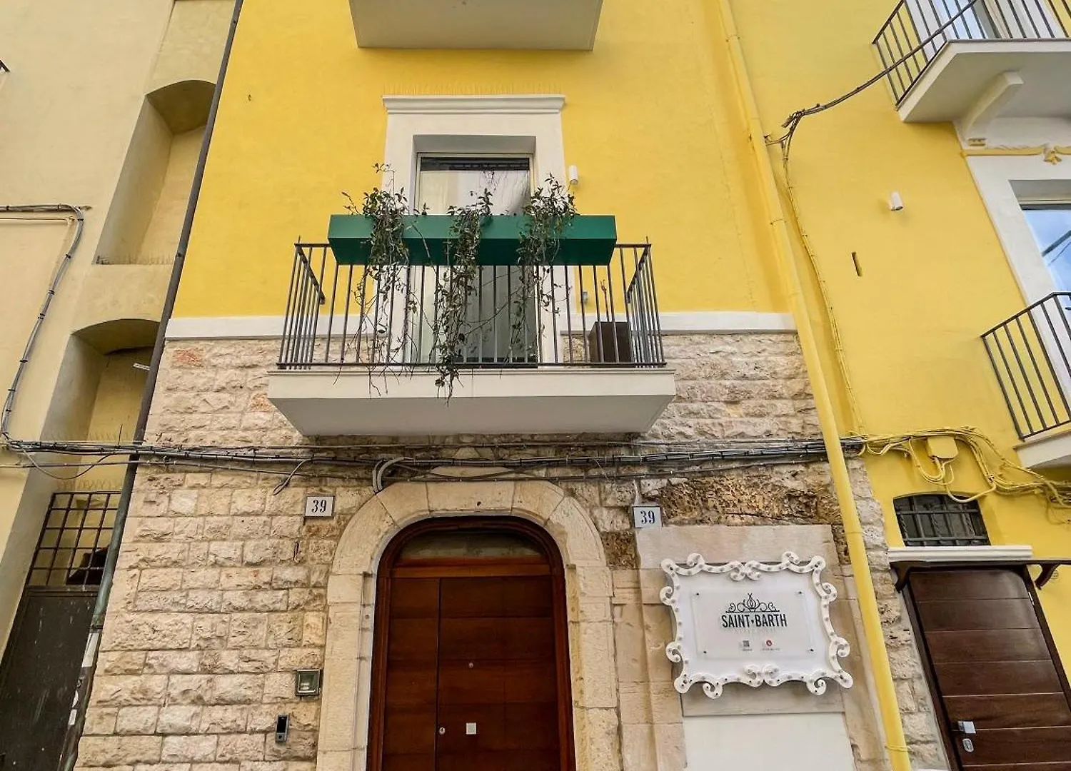 Saint Barth Guest House - Charming Rooms In Bari