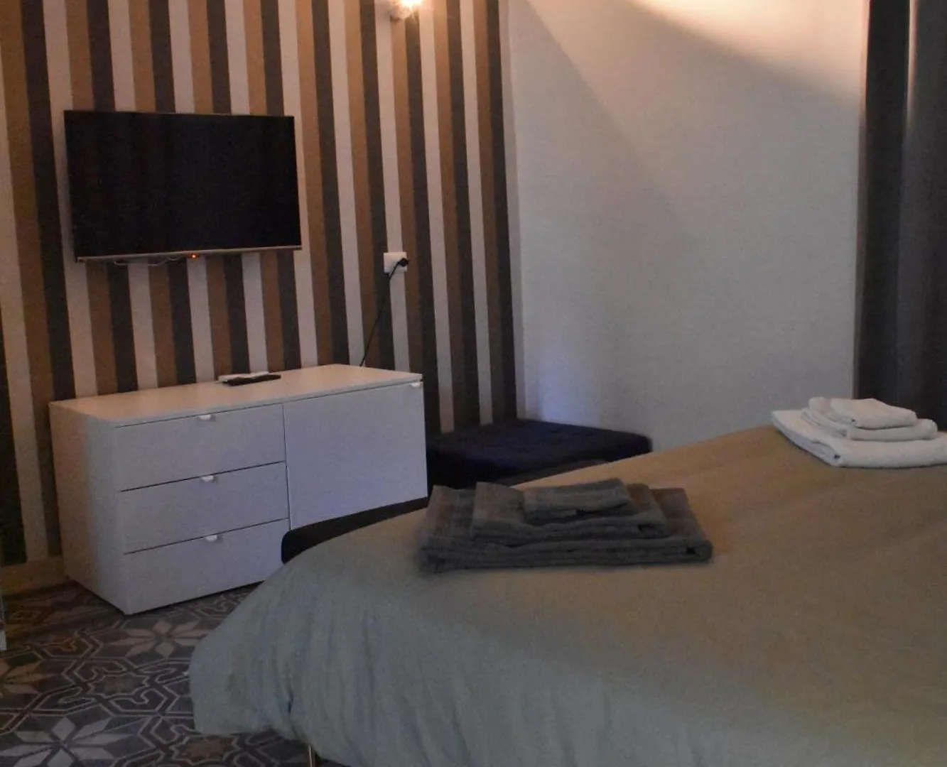 Saint Barth Guest House - Charming Rooms In Bari Italy